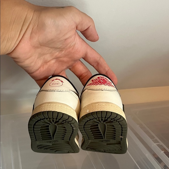 Travis Scott Air Jordan Nike - Picture 5 of 5
